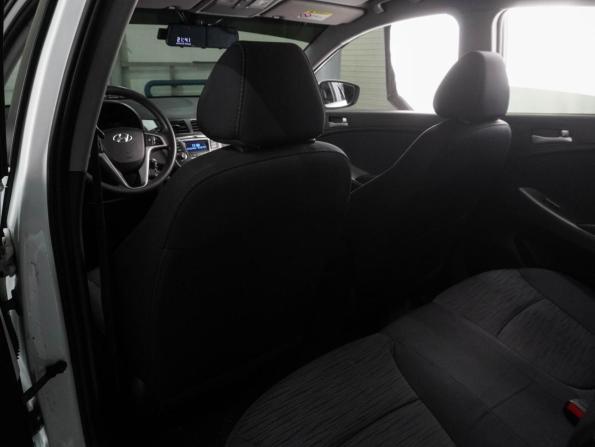 Hyundai Solaris I Рестайлинг с пробегом 2015 года, цена 999 000 рублей, 99044 км, седан, Автокод Объявления
