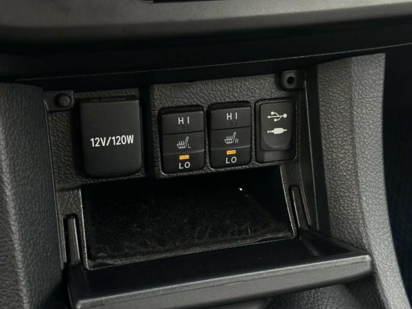 Toyota Corolla XI (E160 E170 E180) с пробегом 2013 года, цена 1 299 000 рублей, 90000 км, седан, Автокод Объявления