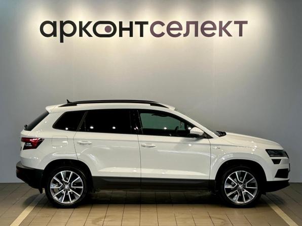 Skoda Karoq I с пробегом 2022 года, цена 2 850 000 рублей, 37000 км, внедорожник, Автокод Объявления