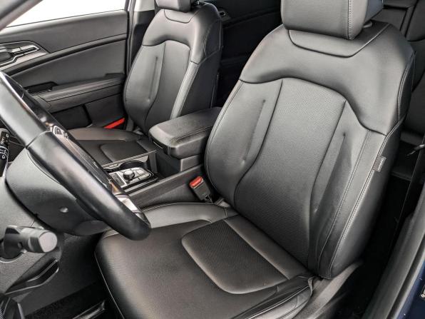 Kia Sportage V с пробегом 2023 года, цена 3 400 000 рублей, 53688 км, внедорожник, Автокод Объявления