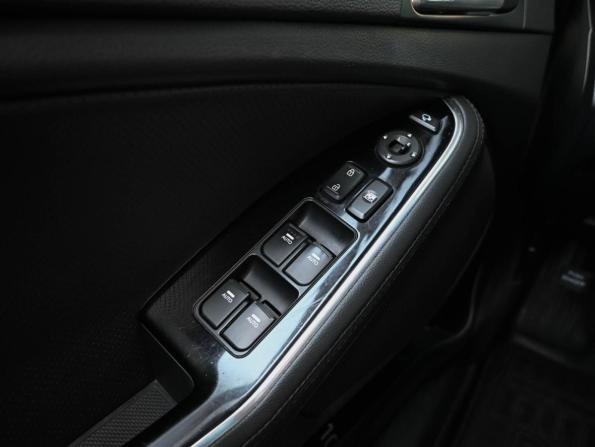 Kia Optima III Рестайлинг с пробегом 2015 года, цена 1 499 000 рублей, 163165 км, седан, Автокод Объявления
