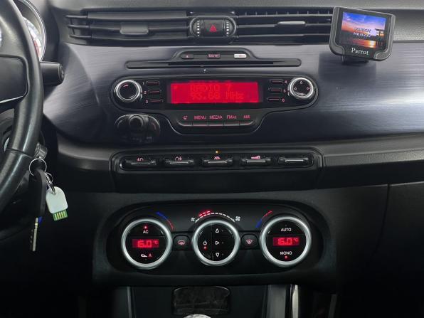 Alfa Romeo Giulietta III с пробегом 2011 года, цена 700 000 рублей, 227493 км, хэтчбек, Автокод Объявления