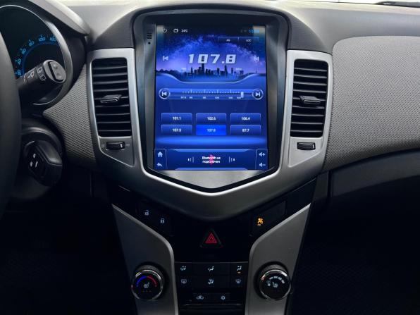 Chevrolet Cruze I с пробегом 2012 года, цена 710 000 рублей, 180947 км, хэтчбек, Автокод Объявления