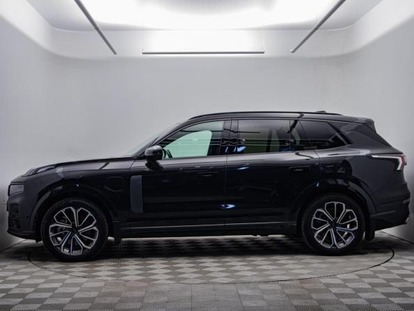 Lynk &amp; Co 09 с пробегом 2022 года, цена 4 500 000 рублей, 32000 км, внедорожник, Автокод Объявления