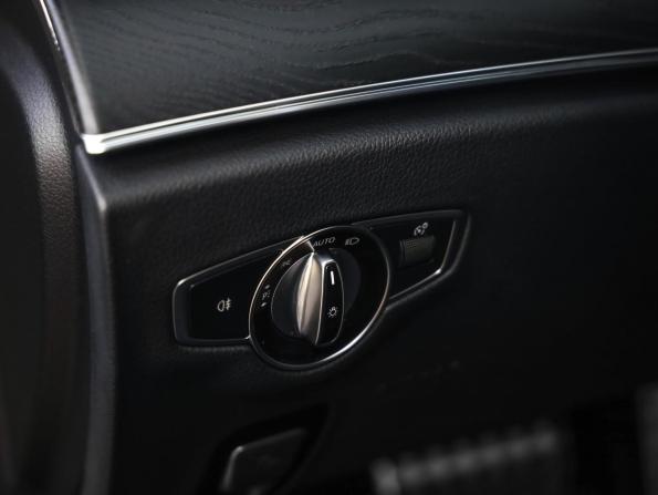 Mercedes-Benz E-Класс V (W213 S213 C238) с пробегом 2019 года, цена 3 199 000 рублей, 160387 км, седан, Автокод Объявления