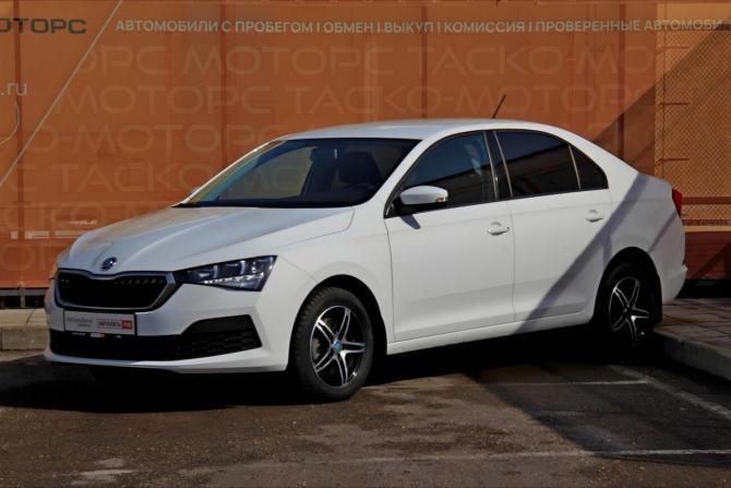 Skoda Rapid II с пробегом 2021 года, цена 1 525 000 рублей, 39195 км, лифтбек, Автокод Объявления