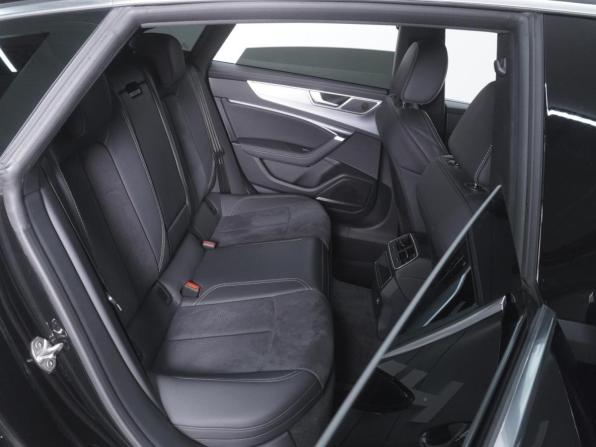 Audi A7 II (4K) с пробегом 2021 года, цена 4 876 000 рублей, 105031 км, лифтбек, Автокод Объявления