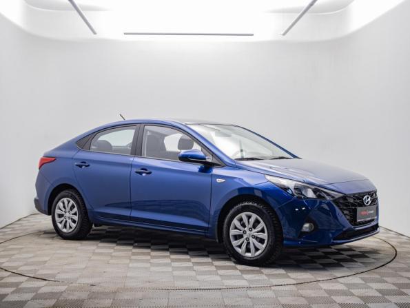 Hyundai Solaris II Рестайлинг с пробегом 2021 года, цена 1 695 000 рублей, 23972 км, седан, Автокод Объявления