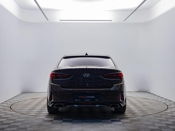 Hyundai Sonata VII (LF) Рестайлинг с пробегом 2019 года, цена 2 058 000 рублей, 110000 км, седан, Автокод Объявления