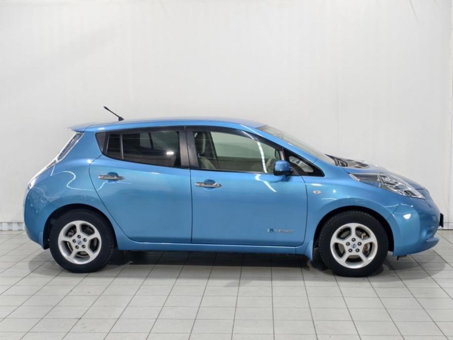 Nissan Leaf I (ZE0/AZE0) Курск  - изображение 4