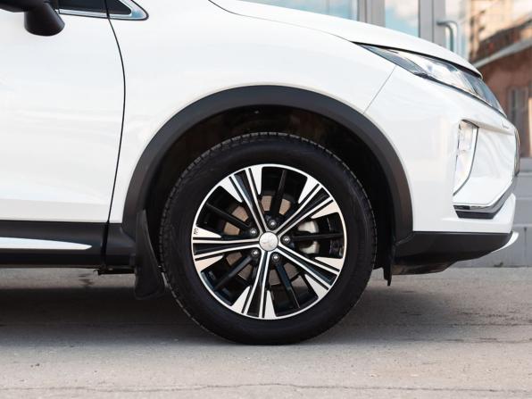 Mitsubishi Eclipse Cross I с пробегом 2018 года, цена 1 850 000 рублей, 93681 км, внедорожник, Автокод Объявления