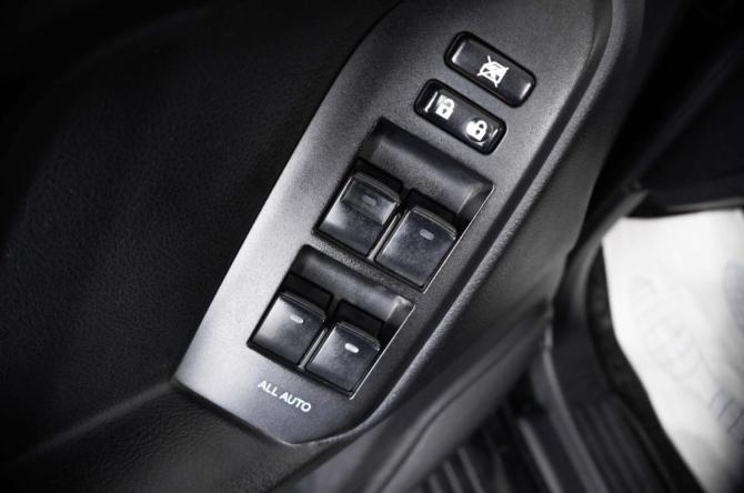 Toyota Land Cruiser Prado 150 Series Рестайлинг 1 с пробегом 2016 года, цена 3 199 000 рублей, 264000 км, внедорожник, Автокод Объявления
