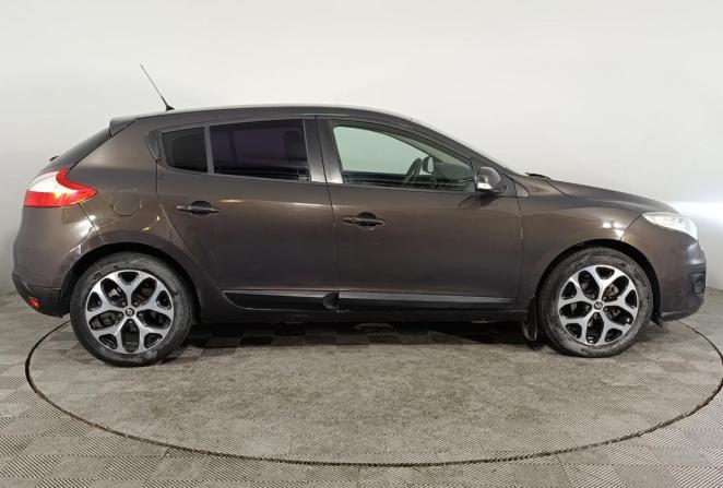 Renault Megane III Рестайлинг с пробегом 2013 года, цена 724 000 рублей, 198200 км, хэтчбек, Автокод Объявления