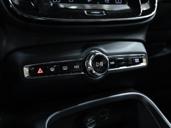 Volvo XC40 I с пробегом 2019 года, цена 3 199 700 рублей, 85057 км, внедорожник, Автокод Объявления
