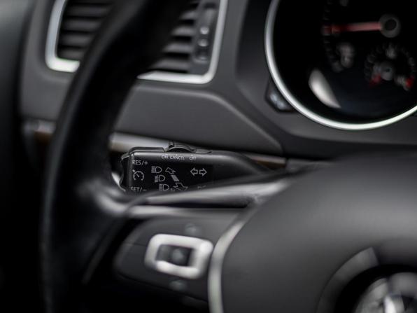 Volkswagen Jetta VI Рестайлинг с пробегом 2015 года, цена 1 060 000 рублей, 156719 км, седан, Автокод Объявления