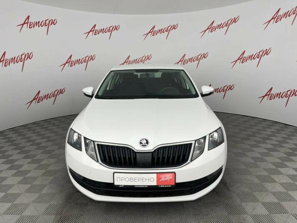 Skoda Octavia III (A7) Рестайлинг с пробегом 2020 года, цена 1 845 000 рублей, 60108 км, лифтбек, Автокод Объявления
