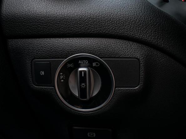 Mercedes-Benz CLA I (C117 X117) Рестайлинг с пробегом 2016 года, цена 2 120 000 рублей, 98168 км, седан, Автокод Объявления
