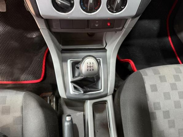 Ford Focus II Рестайлинг с пробегом 2009 года, цена 340 000 рублей, 296026 км, хэтчбек, Автокод Объявления