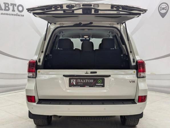 Toyota Land Cruiser 200 Series Рестайлинг 2 с пробегом 2019 года, цена 5 500 000 рублей, 225008 км, внедорожник, Автокод Объявления