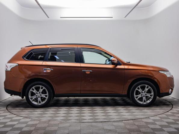 Mitsubishi Outlander III с пробегом 2012 года, цена 1 080 000 рублей, 280010 км, внедорожник, Автокод Объявления