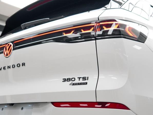 Volkswagen Tavendor I с пробегом 2026 года, цена 6 279 000 рублей, 130 км, внедорожник, Автокод Объявления