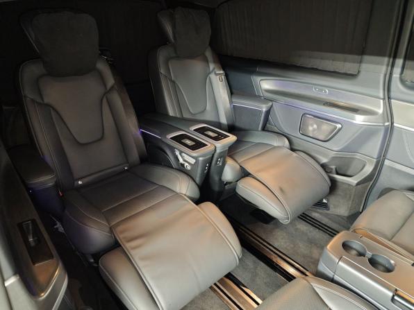 Mercedes-Benz V-Класс III (W447) Рестайлинг 2 с пробегом 2025 года, цена 11 461 000 рублей, 16524 км, минивэн, Автокод Объявления