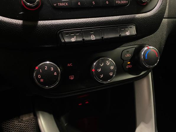 Kia Ceed II с пробегом 2013 года, цена 690 000 рублей, 189823 км, хэтчбек, Автокод Объявления