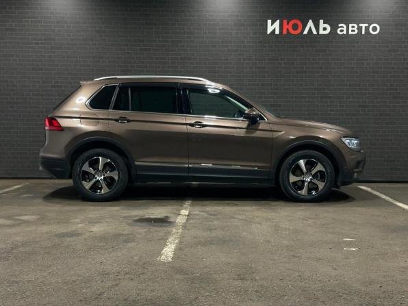 Volkswagen Tiguan II с пробегом 2018 года, цена 2 785 000 рублей, 92728 км, внедорожник, Автокод Объявления