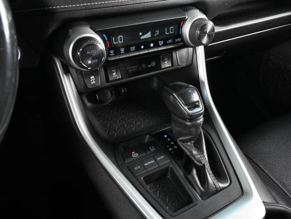 Toyota RAV4 V (XA50) с пробегом 2019 года, цена 2 969 000 рублей, 94795 км, внедорожник, Автокод Объявления