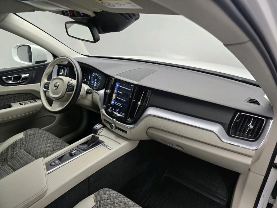 Volvo XC60 II Москва  - изображение 9