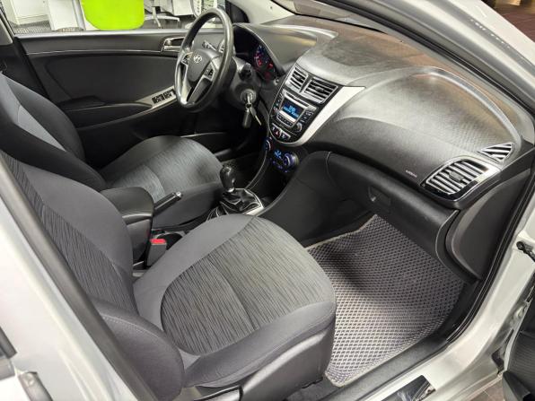 Hyundai Solaris I Рестайлинг с пробегом 2016 года, цена 948 000 рублей, 168713 км, седан, Автокод Объявления