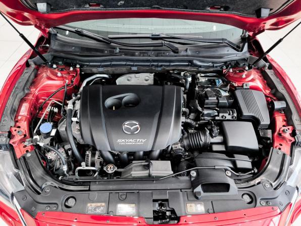 Mazda 6 III (GJ) Рестайлинг с пробегом 2015 года, цена 1 950 000 рублей, 98536 км, седан, Автокод Объявления