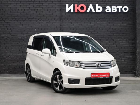 Honda Freed I с пробегом 2011 года, цена 1 100 000 рублей, 217011 км, компактвэн, Автокод Объявления