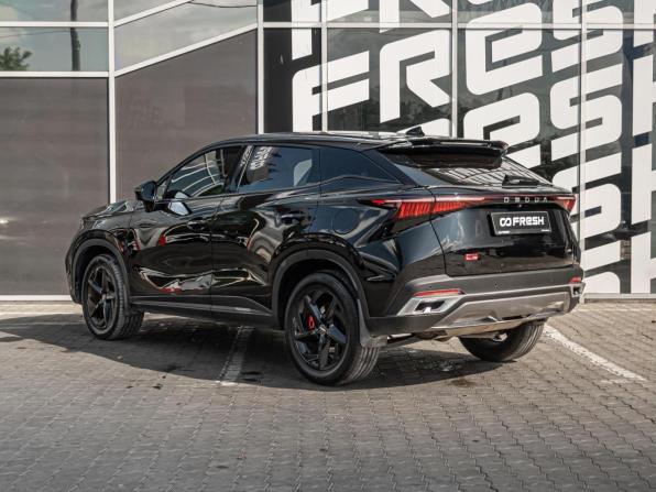 Omoda C5 I с пробегом 2023 года, цена 1 698 000 рублей, 68179 км, внедорожник, Автокод Объявления