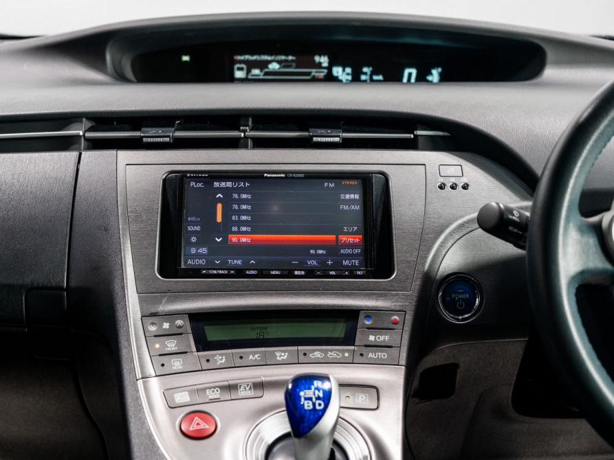 Toyota Prius III Рестайлинг (XW30) Чита  - изображение 9