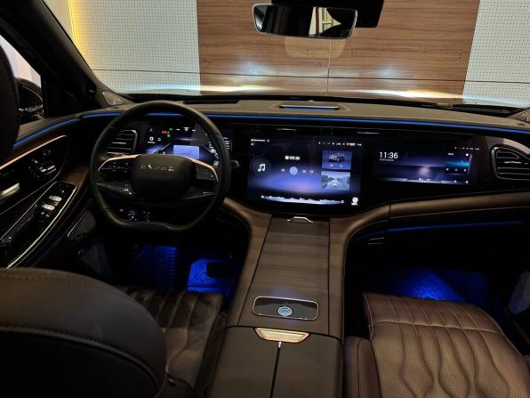 Exeed VX I Рестайлинг с пробегом 2023 года, цена 4 300 000 рублей, 2580 км, внедорожник, Автокод Объявления