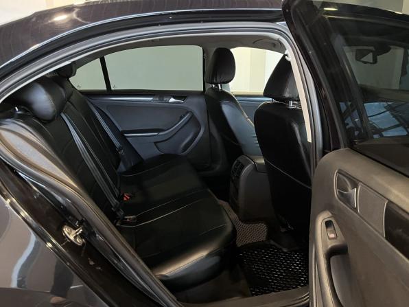 Volkswagen Jetta VI с пробегом 2012 года, цена 1 000 000 рублей, 107564 км, седан, Автокод Объявления