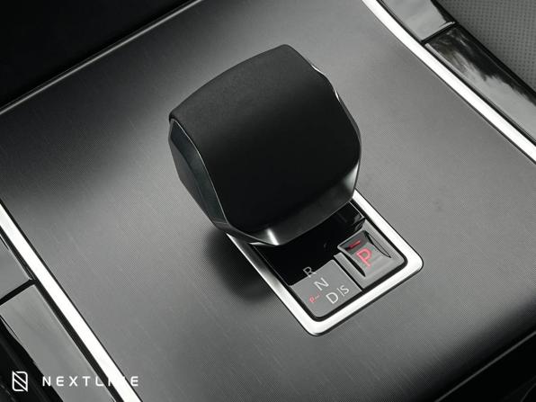 Новый Land Rover Range Rover Velar I Рестайлинг 2025 года, цена 10 190 000 рублей, внедорожник, Автокод Объявления