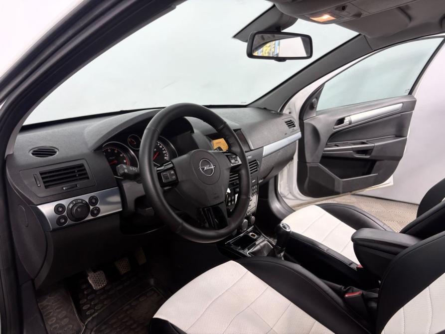 Opel Astra H Рестайлинг Борисоглебск  - изображение 11