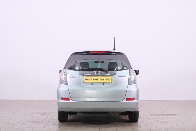 Honda Fit Shuttle I с пробегом 2013 года, цена 999 000 рублей, 108000 км, универсал, Автокод Объявления