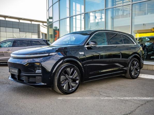 Li Auto (Lixiang) L7 I Рестайлинг с пробегом 2025 года, цена 7 258 000 рублей, 16579 км, внедорожник, Автокод Объявления