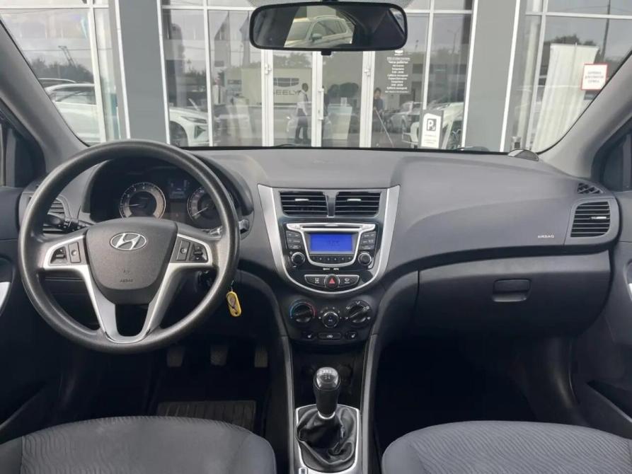 Hyundai Solaris I Воронеж  - изображение 7