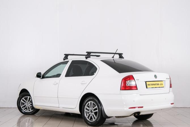 Skoda Octavia II (A5) Рестайлинг с пробегом 2011 года, цена 899 000 рублей, 189600 км, лифтбек, Автокод Объявления