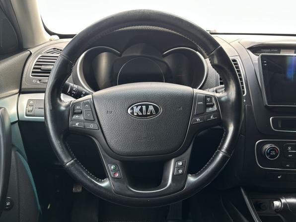 Kia Sorento II Рестайлинг с пробегом 2012 года, цена 1 450 000 рублей, 256342 км, внедорожник, Автокод Объявления