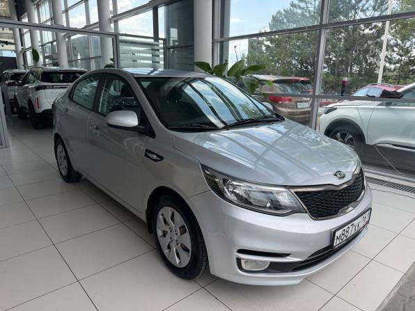 Kia Rio III Рестайлинг с пробегом 2017 года, цена 1 315 000 рублей, 83470 км, седан, Автокод Объявления
