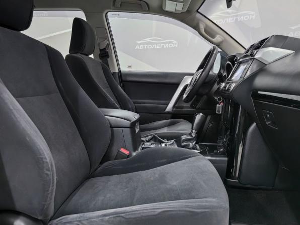 Toyota Land Cruiser Prado 150 Series Рестайлинг 1 с пробегом 2015 года, цена 3 880 000 рублей, 119747 км, внедорожник, Автокод Объявления