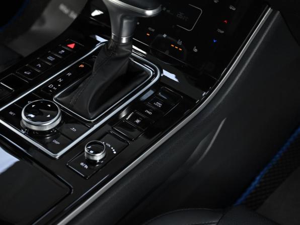 Dongfeng Fengon ix7 с пробегом 2023 года, цена 2 200 000 рублей, 24607 км, внедорожник, Автокод Объявления