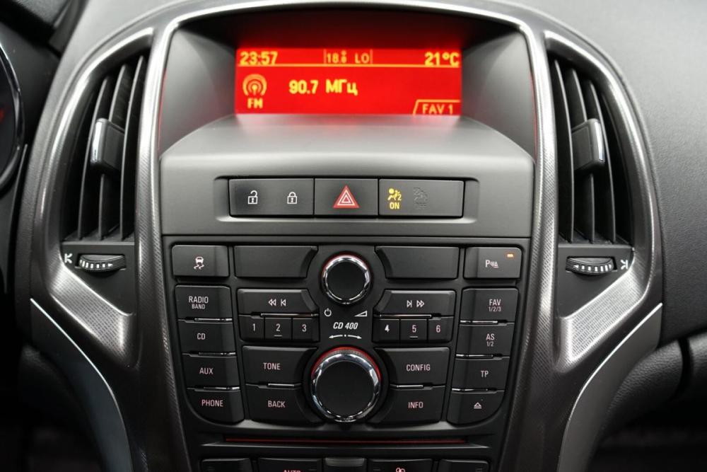 Opel Astra J Крым  - изображение 21