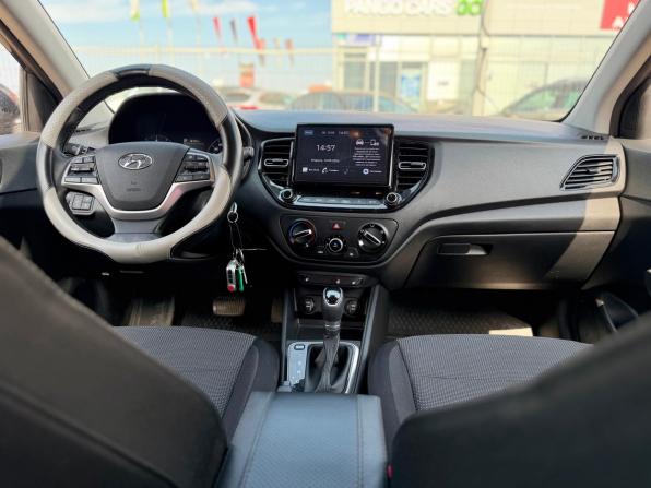 Hyundai Solaris II Рестайлинг с пробегом 2021 года, цена 1 499 000 рублей, 100700 км, седан, Автокод Объявления