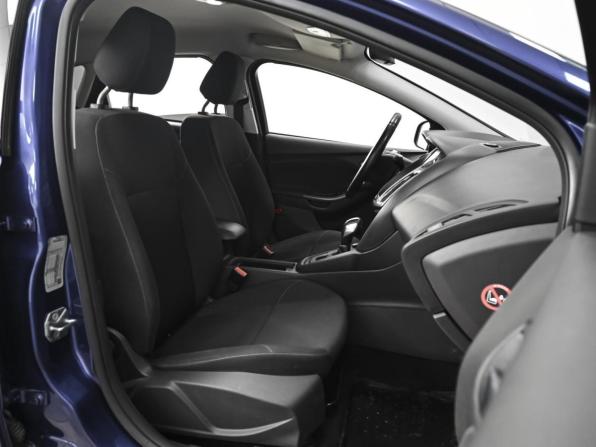 Ford Focus III Рестайлинг с пробегом 2015 года, цена 1 248 000 рублей, 90199 км, хэтчбек, Автокод Объявления